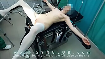 Fetišová Zkouška Doktora Se Promění V Bdsm Sezení