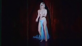 Vintage Jiggly Dance By Misirlou'S Topless Tease