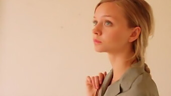 Blonde Girl'S Sensual Self-Pleasure In Full Movie (2013)