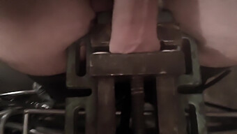 Mobile Video Of Ball Clamping Action